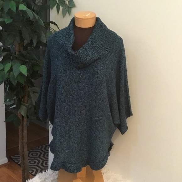STUDIO Works size large short sleeve sweater - Picture 1 of 8